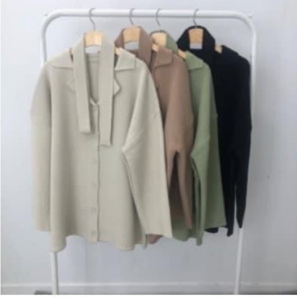 Cardigan with belt - Picture 4 of 6